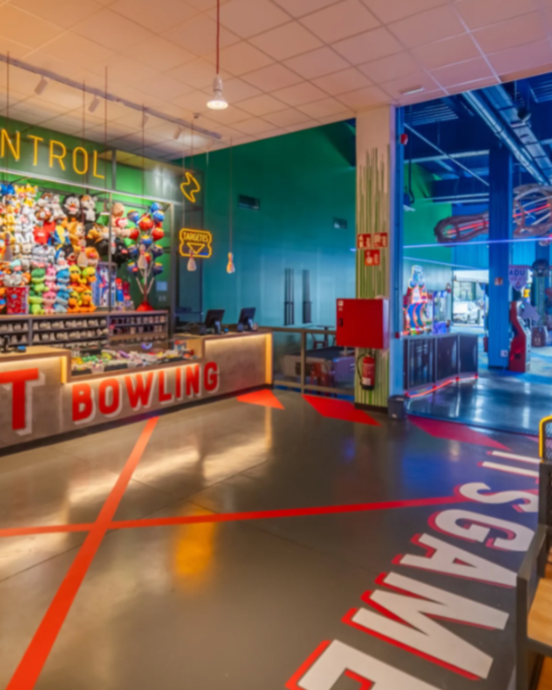 San Valenrin ewn Obozde BOWLING VILANOVAVen con tu amor, suma risas y compite por quién paga el postre 😜
#SanValentín #OzoneBowling #ParcVilanova