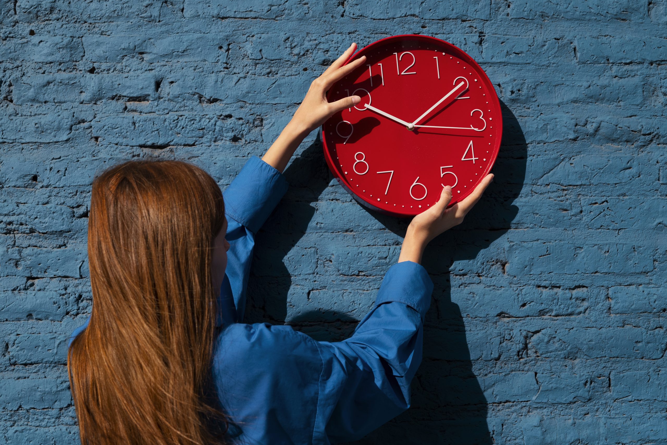 Cambio de hora en octubre: cómo adaptar casa, descanso y rutinas sin que se note tanto